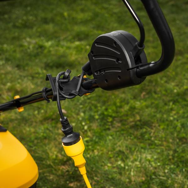 MPC1500 2-in-1 moss remover
