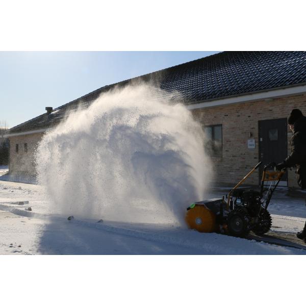 Combi 800B avec balayeuse